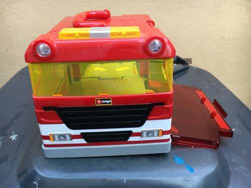 Burago Ferrari Truck playing set with sound - reduced