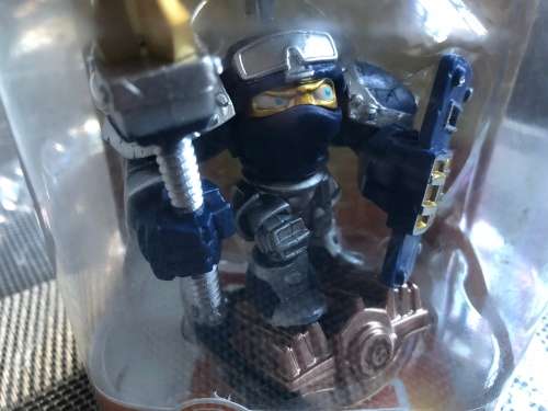 Skylanders Brand New Figure Boxed - super charger