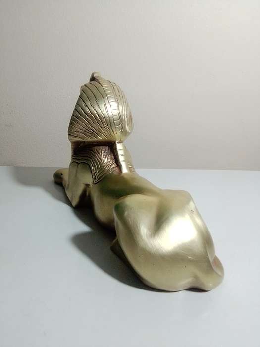 Vintage Egyptian Sphinx heavy brass and well detailed, weight 5.1kg. Size 135mm Tall x 250mm Long