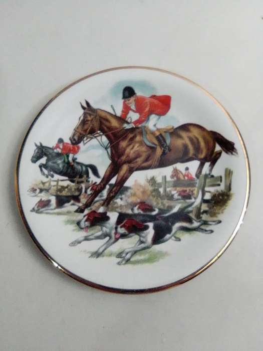 WoW A Crown Devon cup, A Tunstall plate, 2 x Sandland Ware Pin Trays.  4 Items