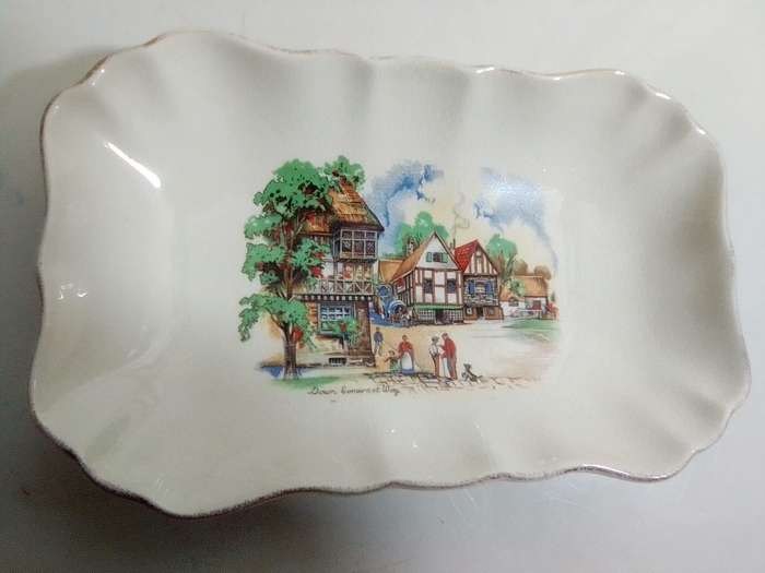WoW A Crown Devon cup, A Tunstall plate, 2 x Sandland Ware Pin Trays.  4 Items