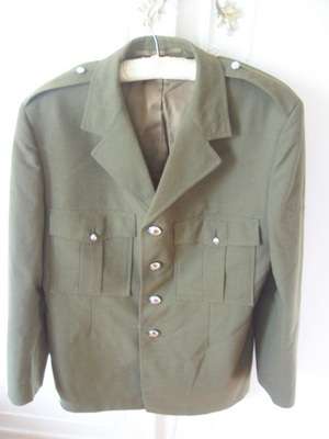 ARMY JACKET. TUNIC SERVICE DRESS 1973.