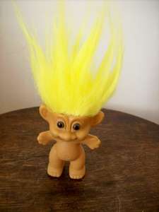 TROLL.