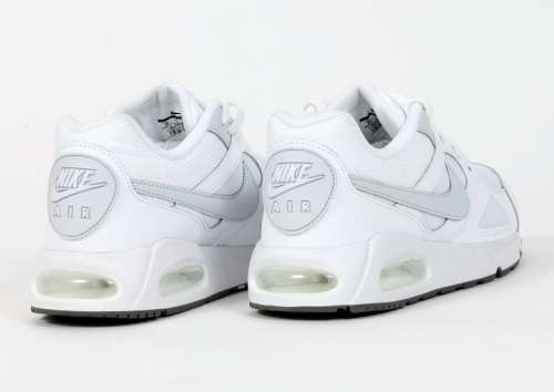Original Ladies Nike Air Max IVO - 580519-105 - UK 5 (SA 5)
