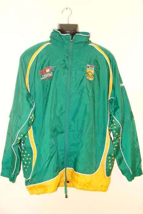 Collectors 2009 World Twenty/20 Proteas 2 Piece Track Suit X Large