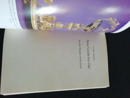 The Holy Grail The History of a Legend  /  Richard Barber