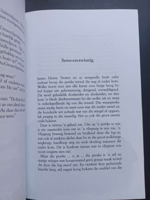 James en die Reuseperske / Roald Dahl