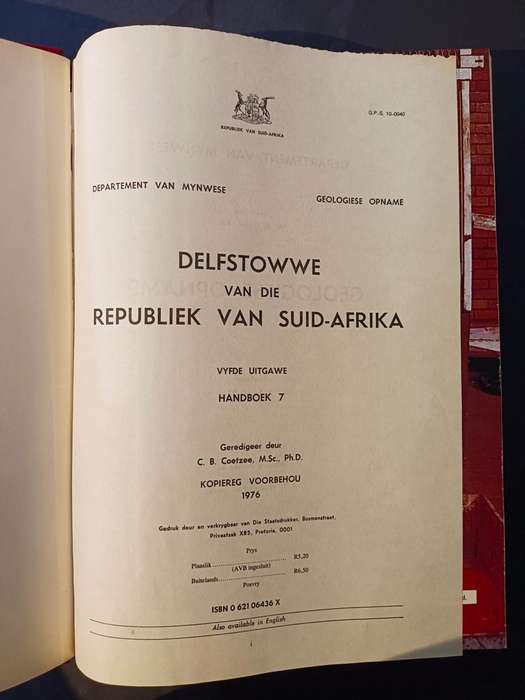 DELFSTOWWE VAN DIE REPUBLIEK VAN SUID-AFRIKA / C. B. Coetzee