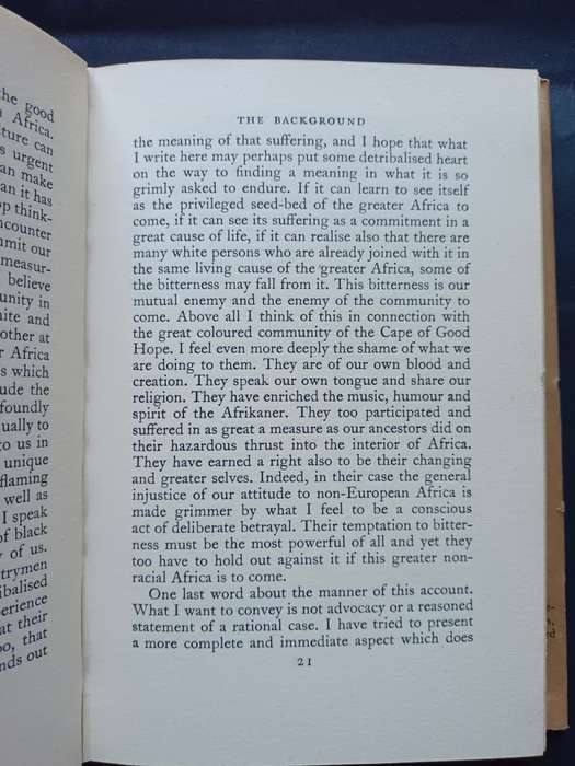 THE DARK EYE IN AFRICA / Laurens Van der Post