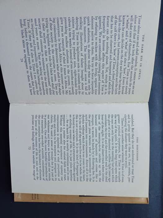 THE DARK EYE IN AFRICA / Laurens Van der Post