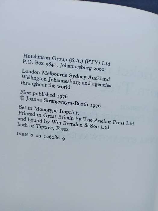 A Cricket in the Thorn Tree: Helen Suzman and the Progressive Party / Joanna Strangwayes-Booth