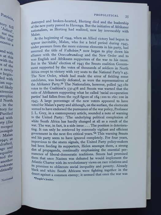 A Cricket in the Thorn Tree: Helen Suzman and the Progressive Party / Joanna Strangwayes-Booth