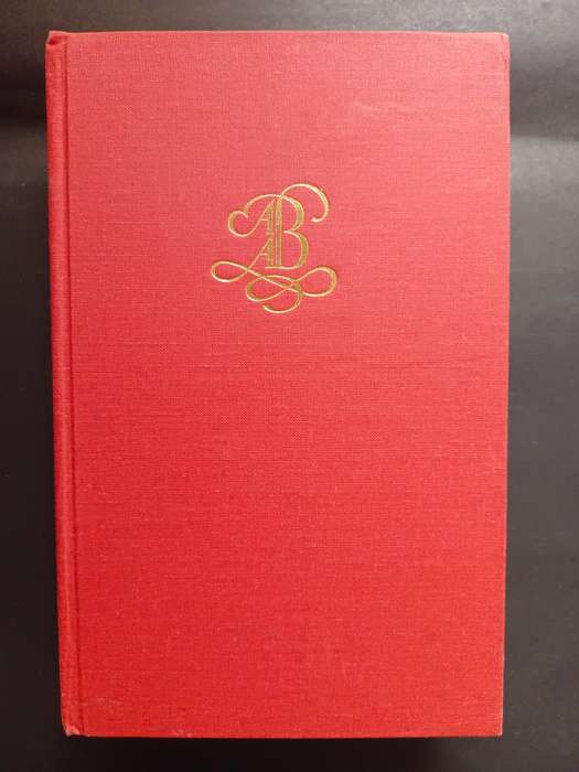 MEDICINE IN A TROPICAL ENVIROMENT / Edited by J. H. S. Gear