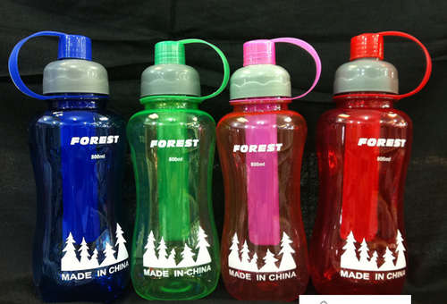 6 ON AUCTIONS !!!FASHIONABLE ICE EFFECT WATER BOTTLE
