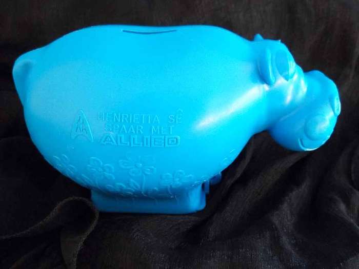 "Henrietta Says Save With Allied" Vintage Blue Piggy Bank - Excellent Condition! 21cm/12cm