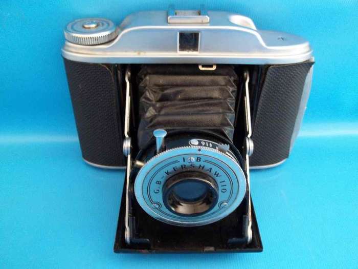 G B Kershaw 110, Made In England, Fold-Out Camera