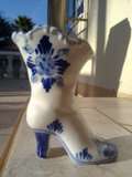 DELFT SHOE