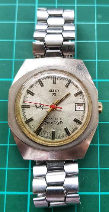 Vintage 70's watch with stainless bracelet (No reserve)