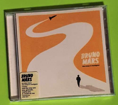 CD,  Bruno Mars - doo-wops and hooligans - VG+