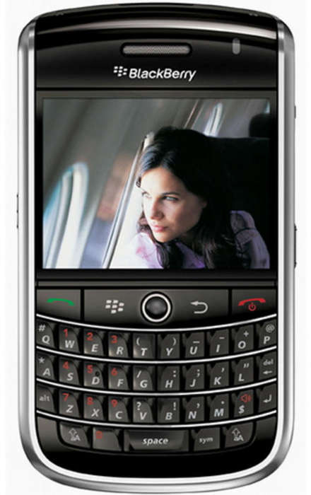 BLACKBERRY 9630 - ORIGINAL - BRAND NEW - ( 2GB MEMORY SD CARD FREE )