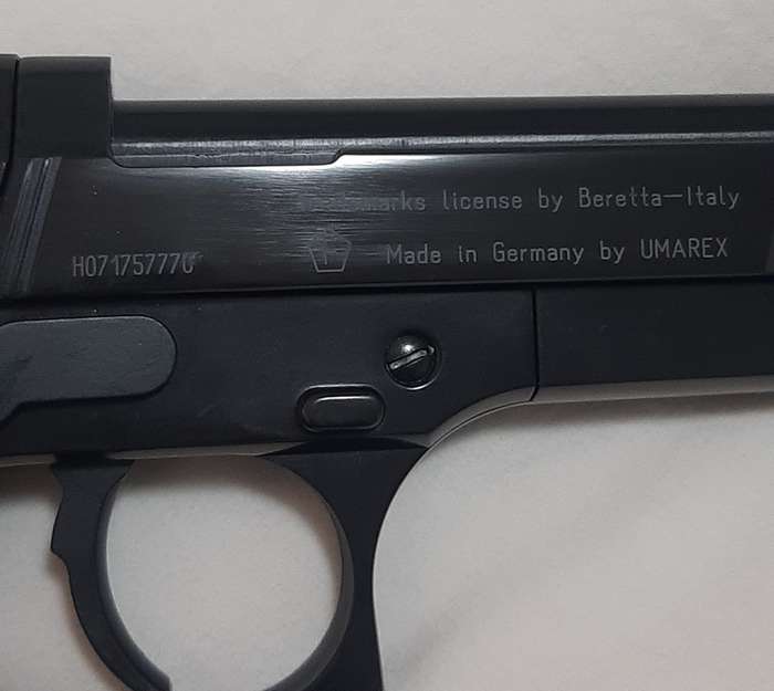 UMAREX STEEL BERETTA M92 FS CO2 AIR PISTOL - GERMANY