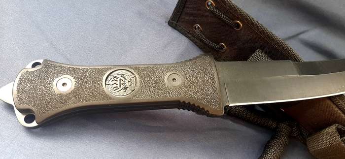 LARGE HUNTING DAGGER WITH SHEATH