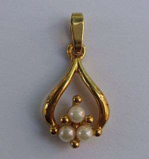 A vintage 9ct solid gold pendant - made in West Germany - only one like this !!!! - POSTAGE R25