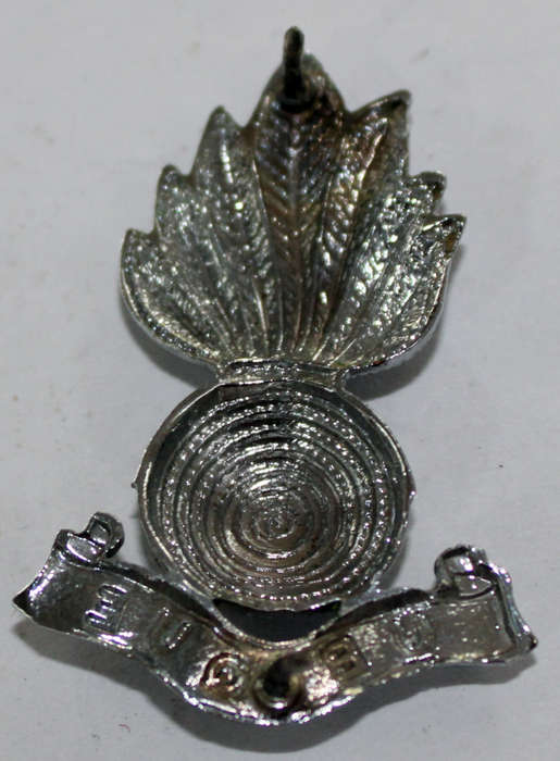 SADF Artillery Collar badge