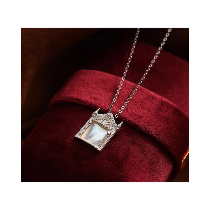 Mirror of Erised Pendant Necklace