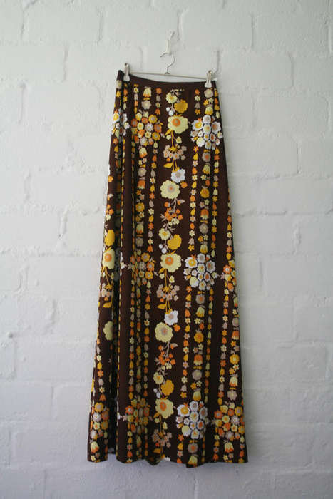 VINTAGE HIGH-WAISTED 70s SKIRT WITH PETTICOAT SIZE 8-10