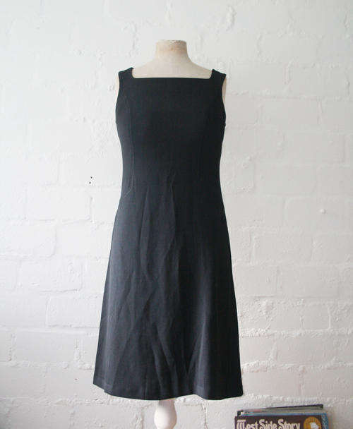 VINTAGE SIMPLE JEFF AND CO. BLACK DRESS SIZE 10
