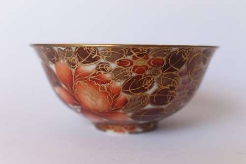 Vintage gilded pink, red, brown and white Chinese Oriental Asian porcelain bowl