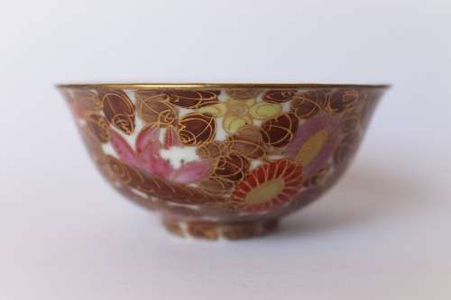 Vintage gilded pink, red, brown and white Chinese Oriental Asian porcelain bowl