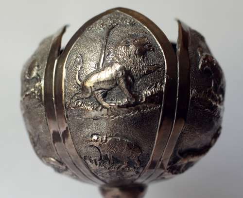 Anglo-Indian repousse pedestal vase weetmeats bowl w animals Lucknow Indian silver India rare