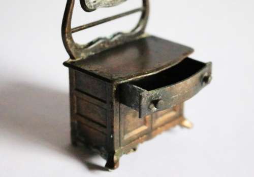 Vintage Durham Industries metal dollhouse furniture diecast cabinet dresser mirror miniature 32 1976