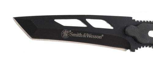 Smith & Wesson Neck Knives - 7 AVAILABLE!!