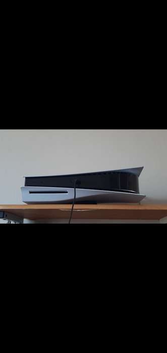 ps5 and 1 controller