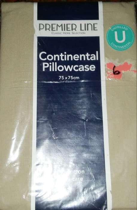 FANTASTIC DEAL! BRAND NEW 24 Piece Bedding And Curtain Bundle