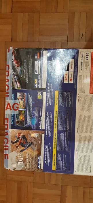 Playstation 4 Console with 3 games