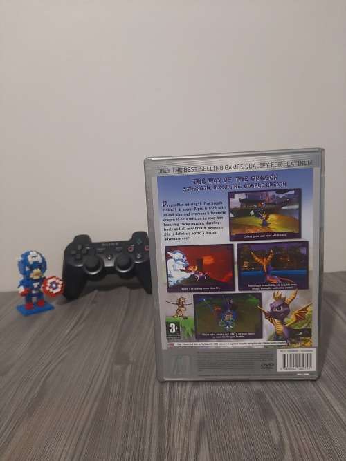 Spyro: Enter the Dragonfly (PS2)