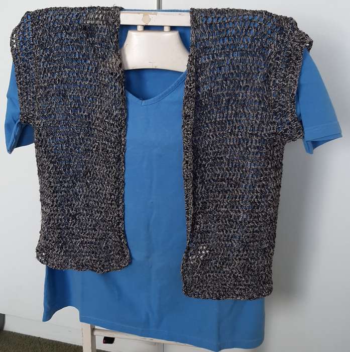 Ladies Crochet Black & White Cotton Thread Top