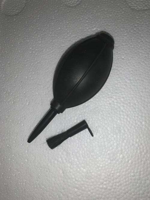Lens Cleaning Blower for Canon Nikon Sony Pentax (with brush)