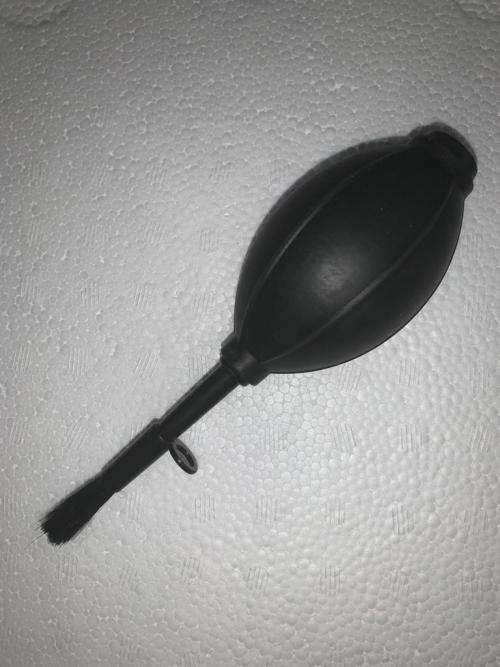 Lens Cleaning Blower for Canon Nikon Sony Pentax (with brush)