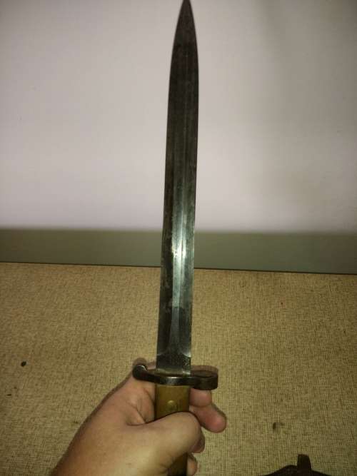 Wilkinson London WW1 1881-1907 Bayonet with leather scabbard