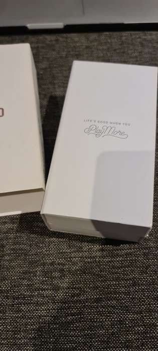 LG V20 - Dual Display