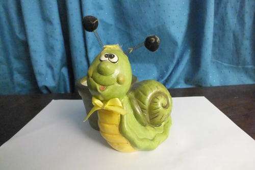Snail with yellow bow - Pot
