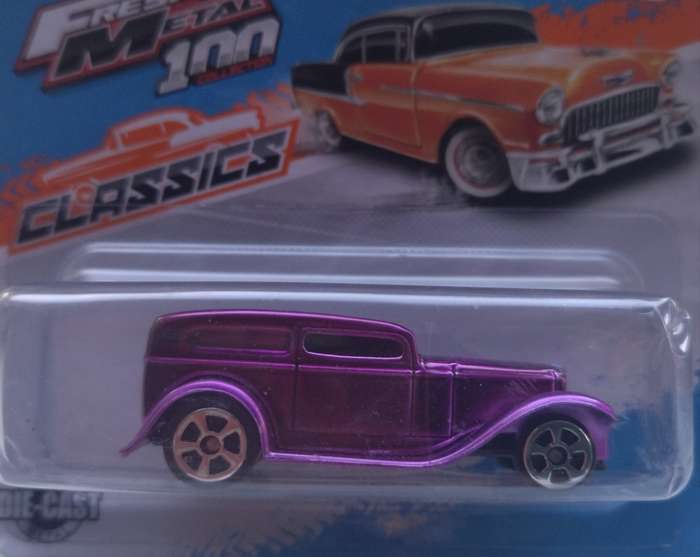 Maisto Ford Panel van