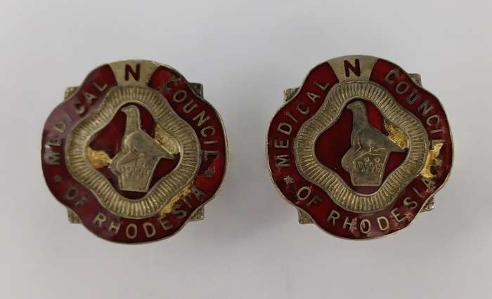 Medical Council of Rhodesia, Silver Nursing Sister Epaulet Pair