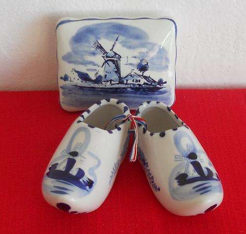 DELFT STYLE CLOGS & LID