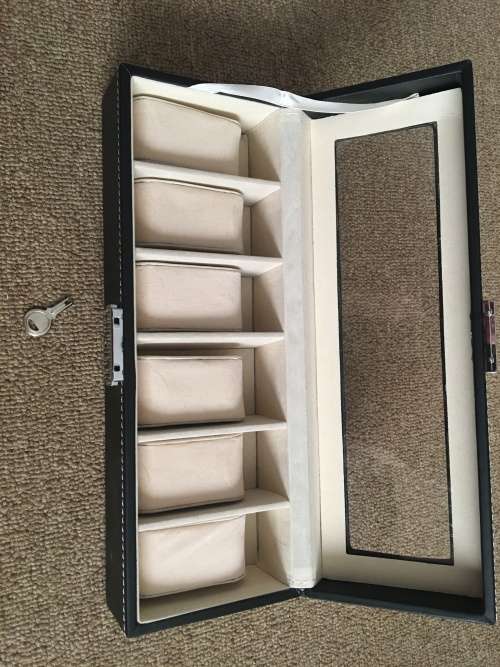 6-slot watch box